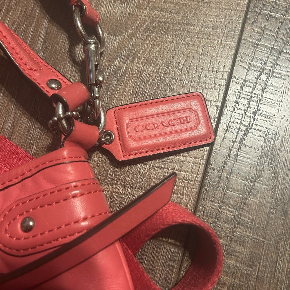 Vintage Coach leather shoulder bag with crossbody strap - Picture 9 of 9